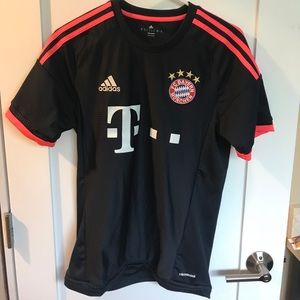 FC Bayern Munchen Soccer Jersey